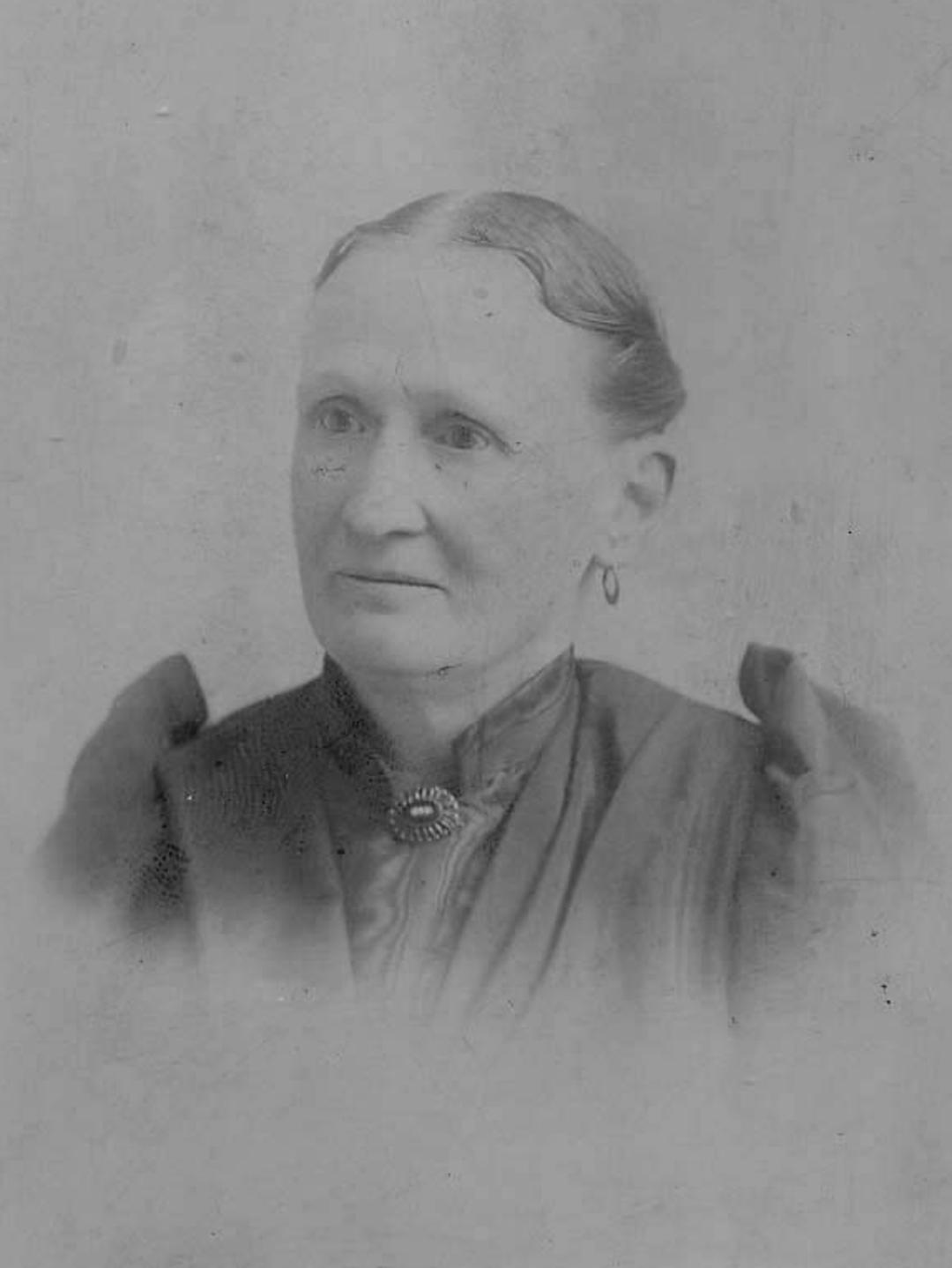 Sarah Crossley (1843 - 1906) Profile